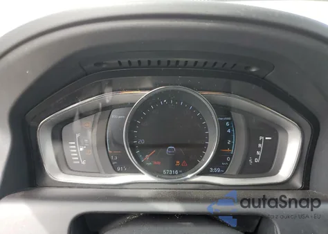 2016 Volvo Xc60 T5 Platinum из США, поврежденный, VIN YV4612RM2G2868960